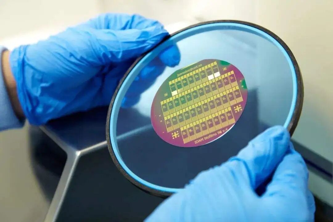 Apa itu teknologi ikatan wafer?